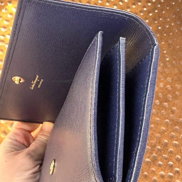 Salvatore Ferragamo Long Gancini Wallet Navy/Pink NEW IN BOX - Picture 4 of 11